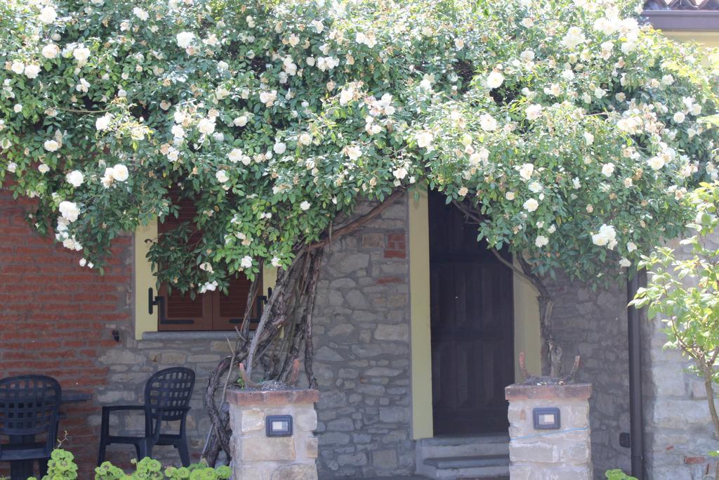 La Casa Di Valerio Βίλα Montabone Εξωτερικό φωτογραφία